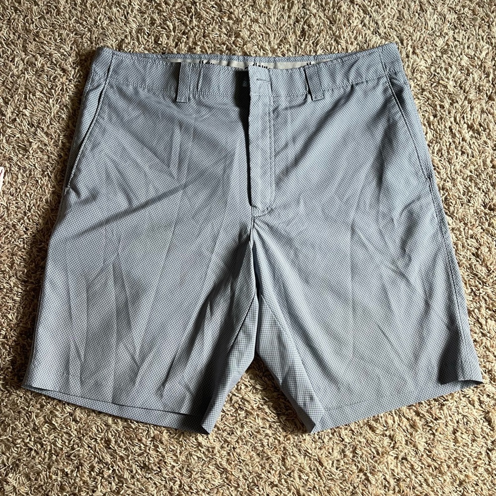 Callaway sweat wicking ultra light golf shorts size 36